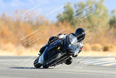 media/Jan-08-2022-SoCal Trackdays (Sat) [[1ec2777125]]/Turn 7 (1035am)/